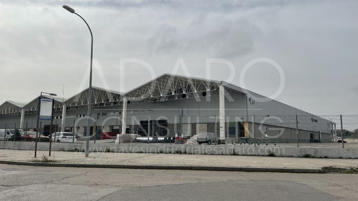 Nave logística en alquiler en Coslada de 2.587 m²