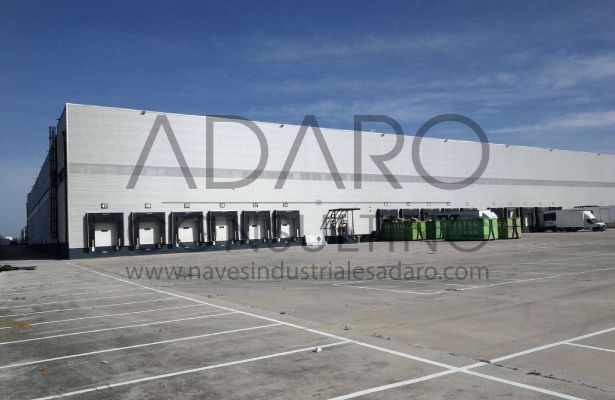 Nave logística en alquiler en Alcalá de Henares de 3.378 m²