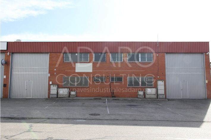 Nave industrial en alquiler en Fuenlabrada de 1.080 m²