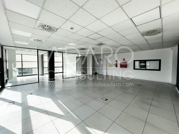 Nave industrial en venta en Torrejón de Ardoz de 2.099 m²
