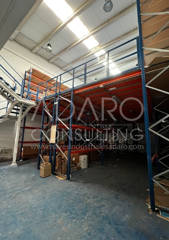 Nave industrial en venta en Ajalvir de 370 m²