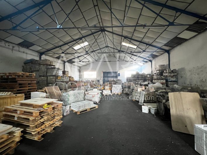 Nave industrial en venta en Arganda del Rey de 582 m²