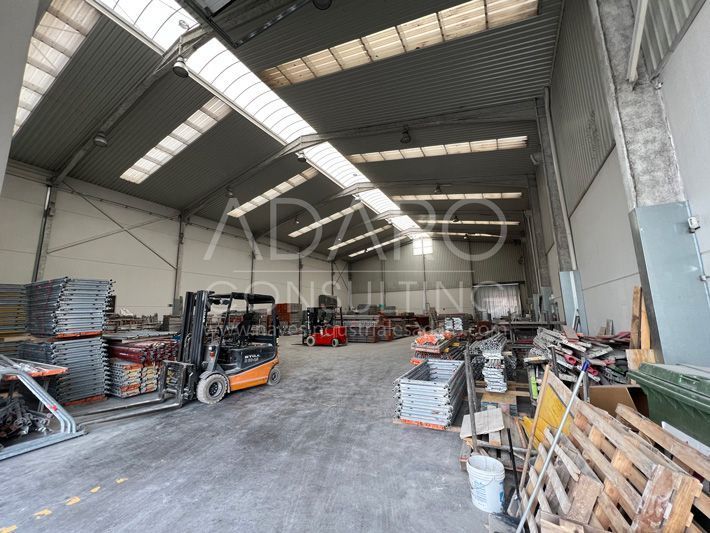 Nave industrial en alquiler en Valdemoro de 1.200 m²