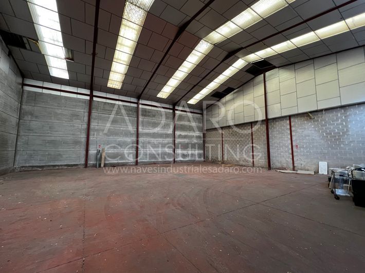 Nave industrial en venta en Ajalvir de 400 m²