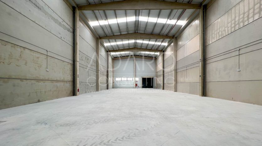Nave industrial en alquiler en Torrejón de Ardoz de 1.157 m²
