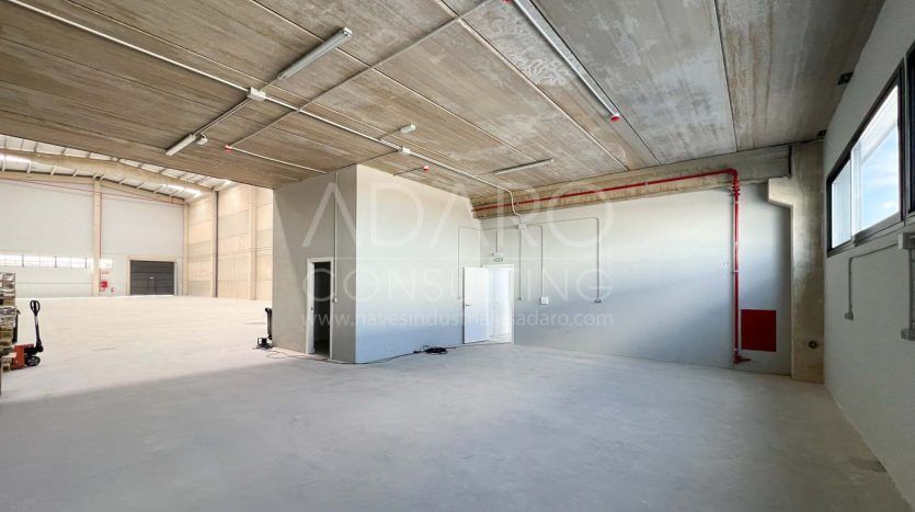 Nave industrial en alquiler en Torrejón de Ardoz de 1.157 m²