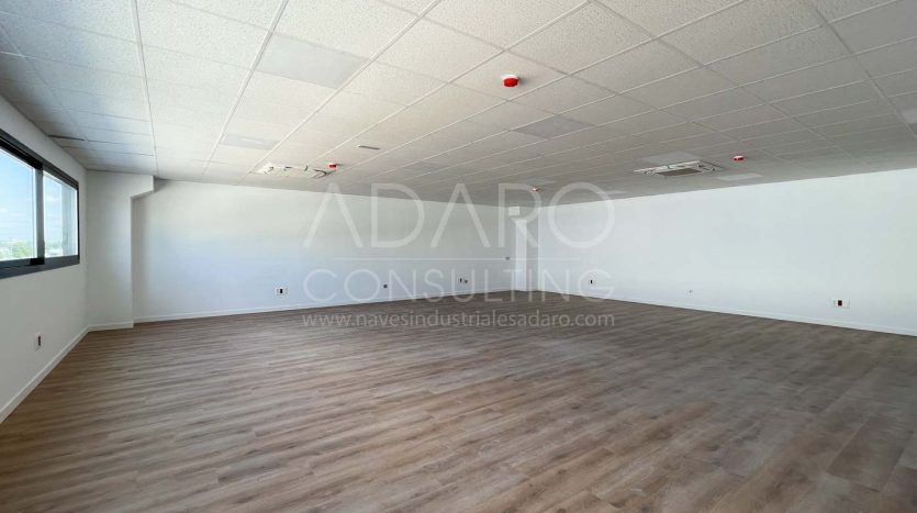Nave industrial en alquiler en Torrejón de Ardoz de 1.157 m²