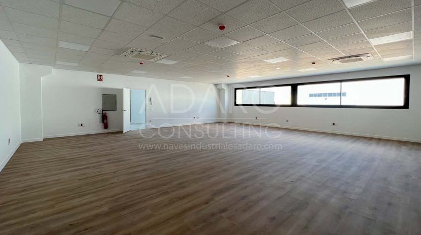 Nave industrial en alquiler en Torrejón de Ardoz de 1.157 m²