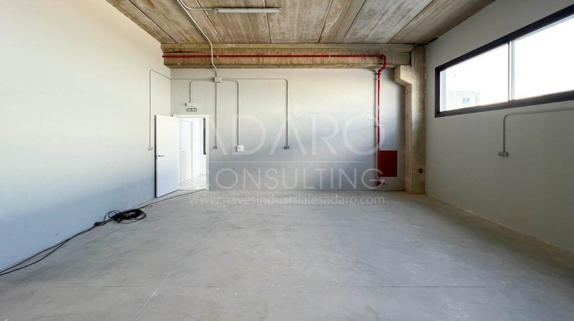 Nave industrial en alquiler en Torrejón de Ardoz de 1.157 m²