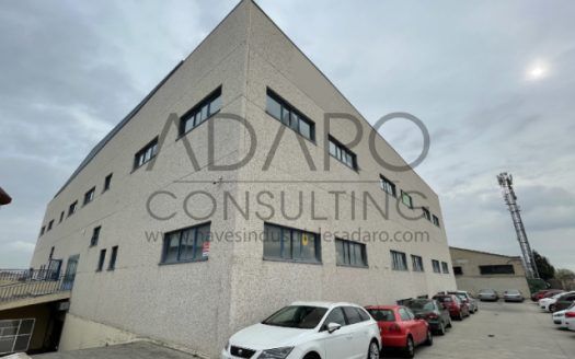 Nave industrial en venta en Móstoles de 1.252 m²
