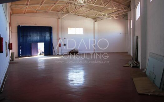 Nave industrial en alquiler en Fuenlabrada de 1.100 m²