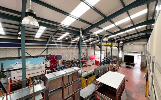 Nave industrial en alquiler en Loeches de 1.013 m²