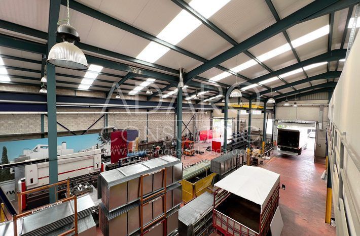 Nave industrial en loeches