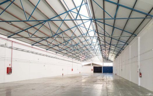 Nave industrial en alquiler en San Fernando de Henares de 2.113 m²