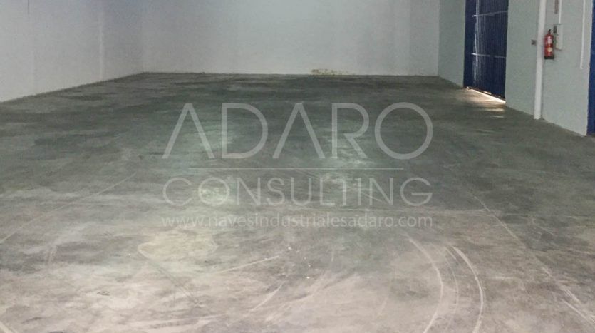 Nave industrial en alquiler en San Fernando de Henares de 2.113 m²