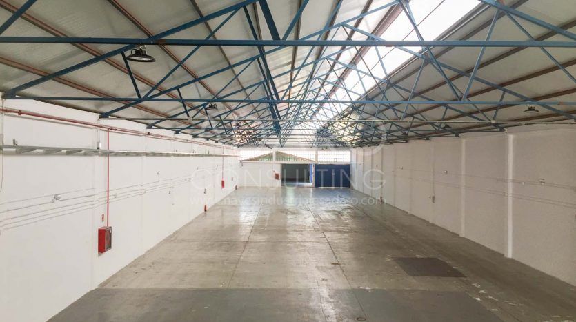 Nave industrial en alquiler en San Fernando de Henares de 2.113 m²