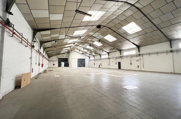 Nave industrial en alquiler en san fernando de henares de 1470 m2