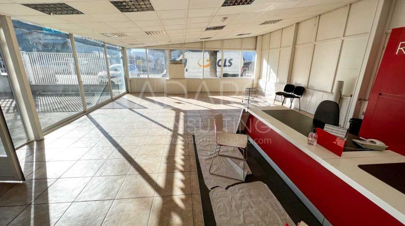 Nave industrial en venta en San Fernando de Henares de 794 m²