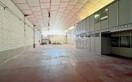 Nave industrial en alquiler en Coslada de 730 m²