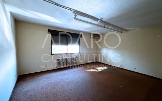 Nave industrial en venta en Coslada de 730 m²