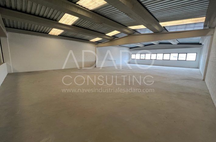 Nave industrial en venta en torrejon de ardoz de 831 m2