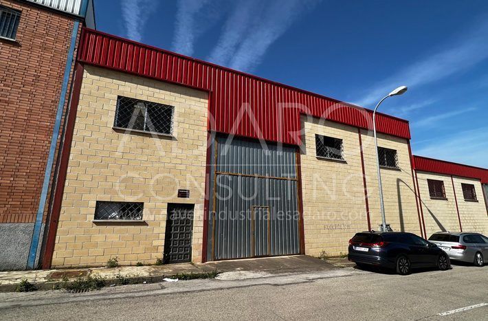 Nave industrial en venta en ajalvir de 400 m2