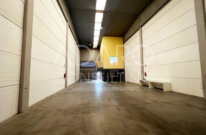 Nave industrial en alquiler en alcala de henares de 700 m2