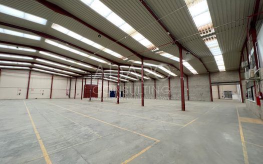 Nave industrial en alquiler en Loeches de 3.909 m²