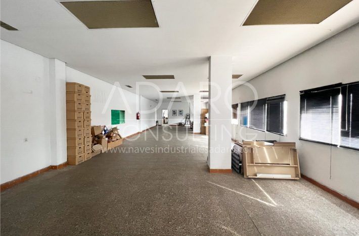Nave industrial en alquiler en torrejon de ardoz de 2600 m2