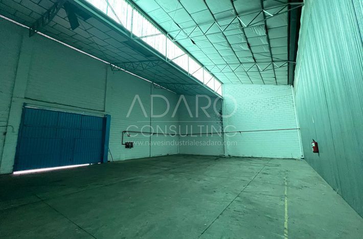 Nave industrial en alquiler en torrejon de ardoz de 2600 m2