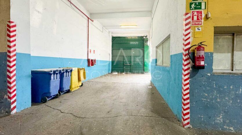 Nave industrial en alquiler en Villaverde de 1.300 m²