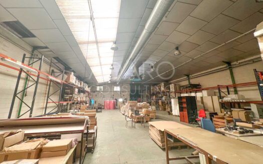 Nave industrial en venta en Daganzo de 546 m²