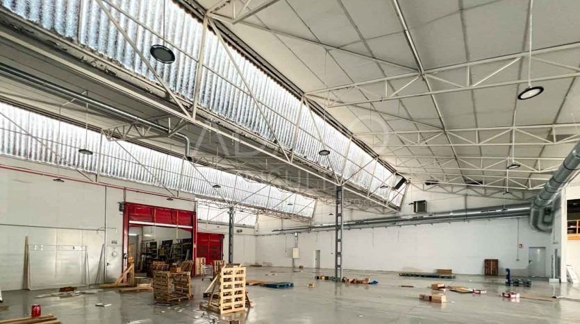 Nave industrial en alquiler en Guadalajara de 1.952 m²
