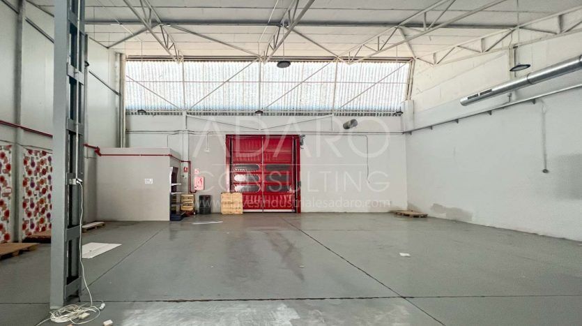 Nave industrial en alquiler en Guadalajara de 1.952 m²