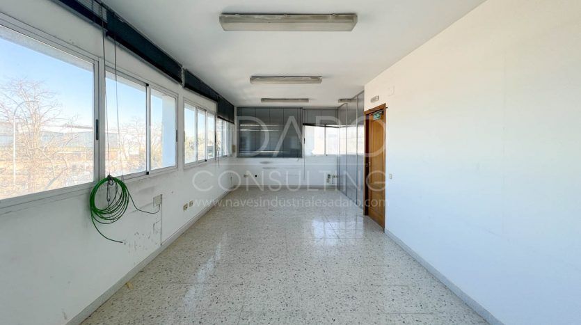 Nave industrial en alquiler en Torrejón de Ardoz de 760 m²