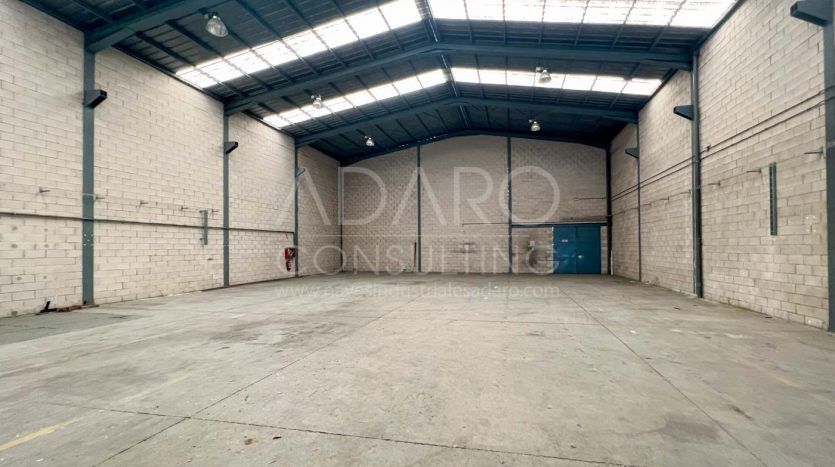 Nave industrial en alquiler en Torrejón de Ardoz de 760 m²