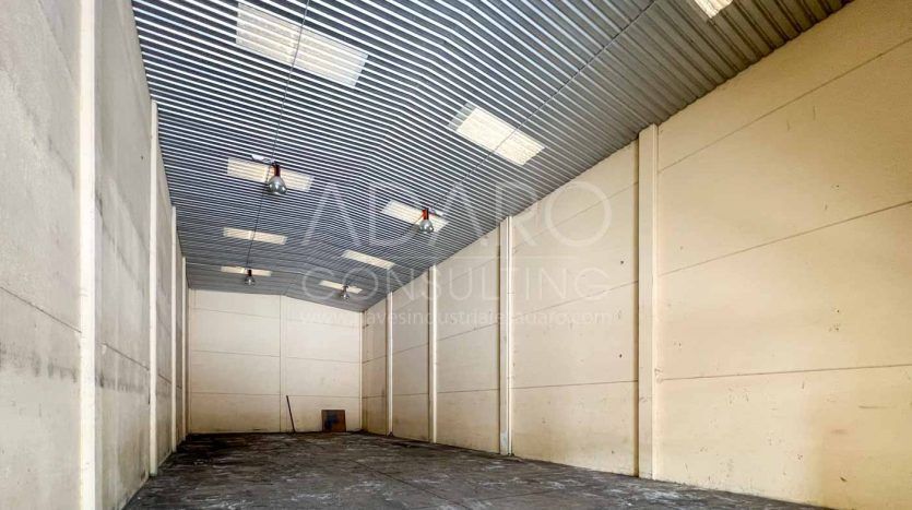 Nave industrial en alquiler en Alcalá de Henares de 475 m²