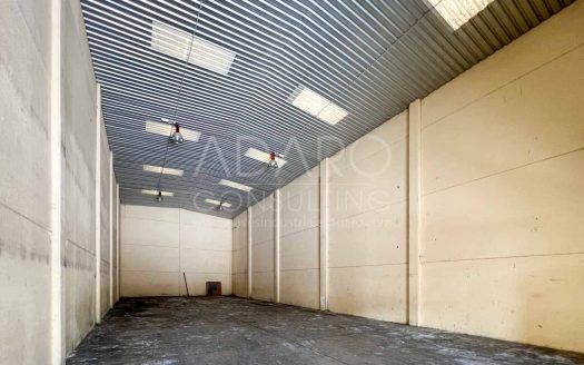 Nave industrial en venta en Alcalá de Henares de 475 m²