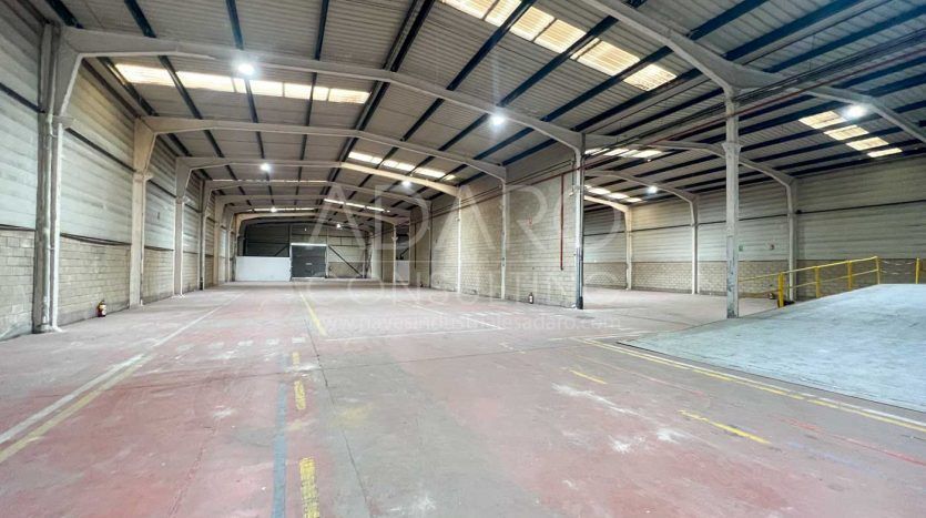 Nave industrial en alquiler en Azuqueca de Henares de 1.892 m²