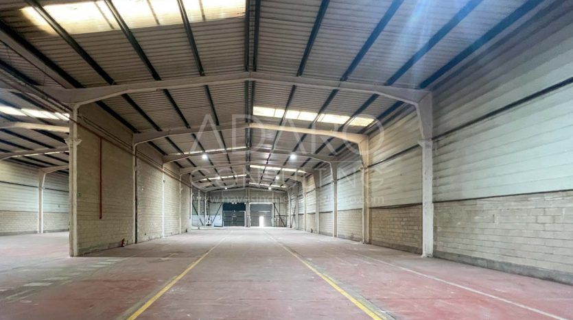 Nave industrial en alquiler en Azuqueca de Henares de 1.892 m²