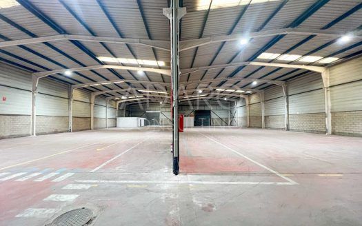 Nave industrial en alquiler en Azuqueca de Henares de 1.892 m²