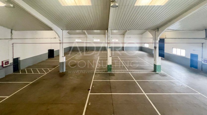 Nave industrial en venta en Alcorcón de 950 m²
