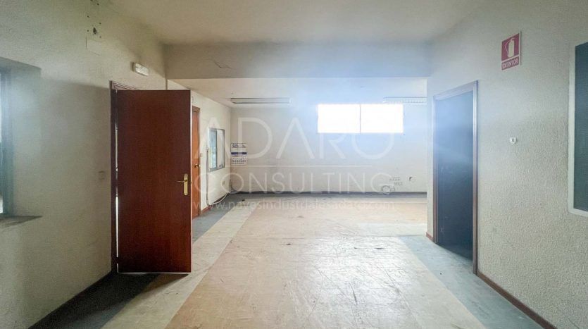 Nave industrial en venta en Alcorcón de 950 m²