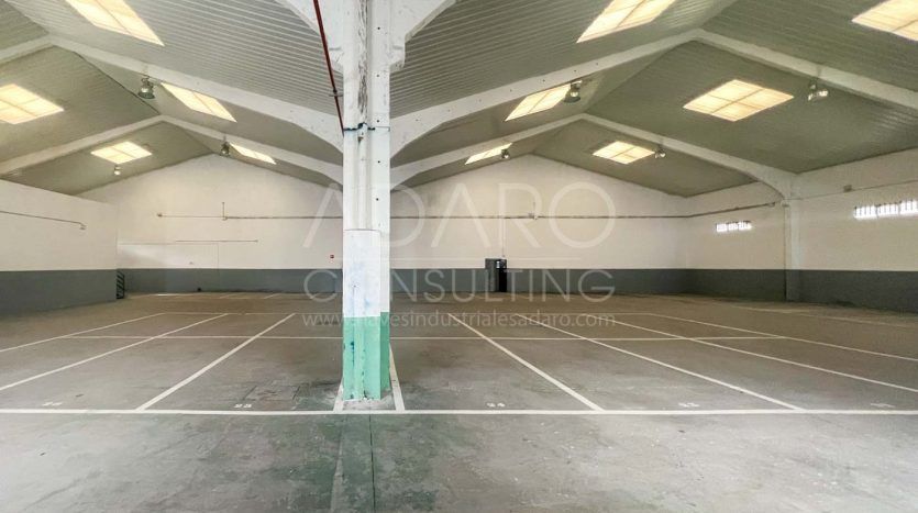 Nave industrial en venta en Alcorcón de 950 m²