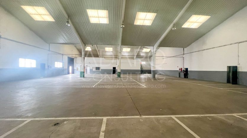 Nave industrial en venta en Alcorcón de 950 m²