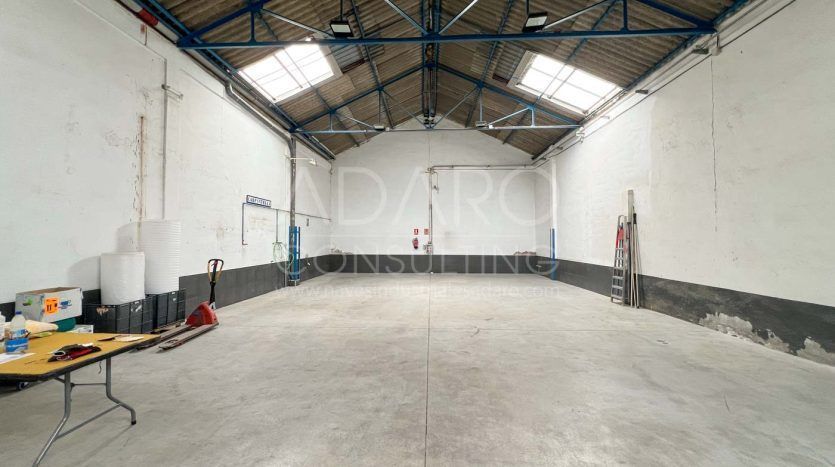 Nave industrial en venta en Coslada de 1.500 m²