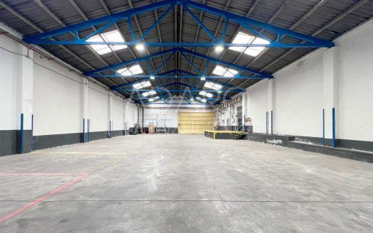Nave industrial en venta en Coslada de 1.500 m²