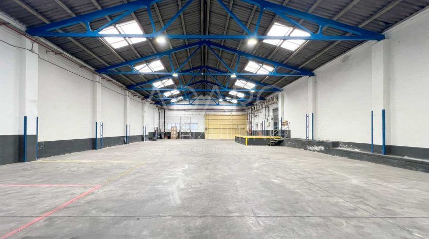 Nave industrial en venta en Coslada de 1.500 m²