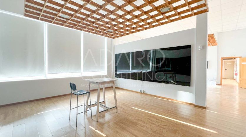 Nave industrial en alquiler en Alcalá de Henares de 1.216 m²