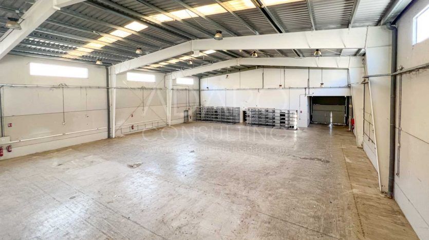 Nave industrial en alquiler en Alcalá de Henares de 1.216 m²